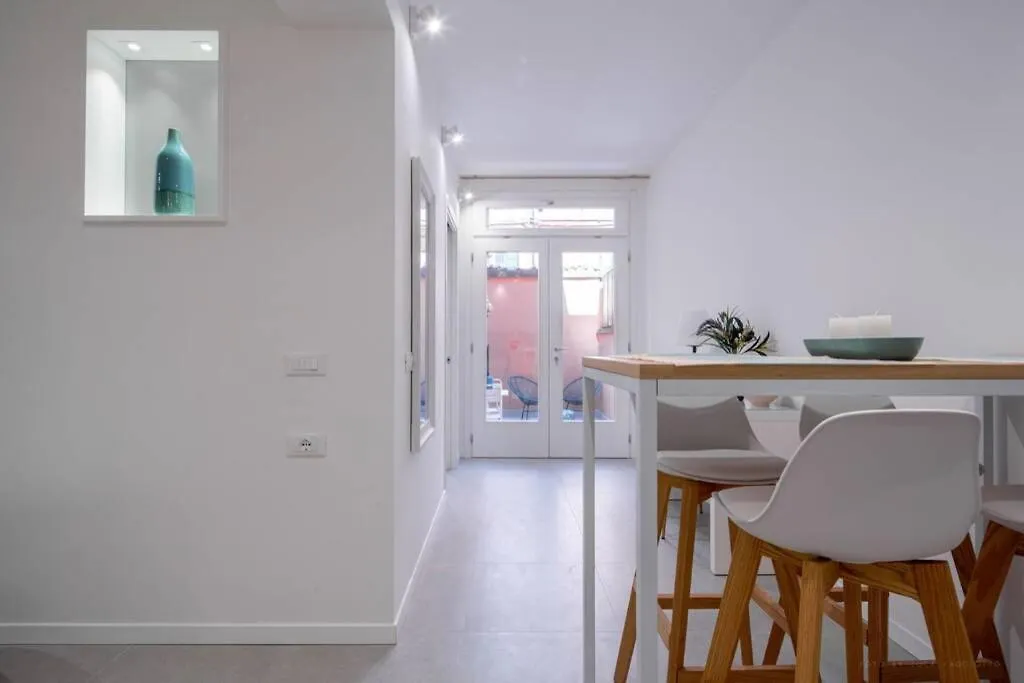 Ormesini Courtyard Apartment Venise